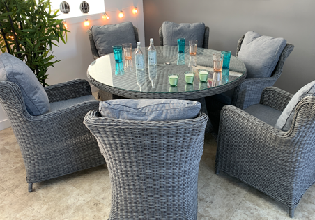 Garden Dining