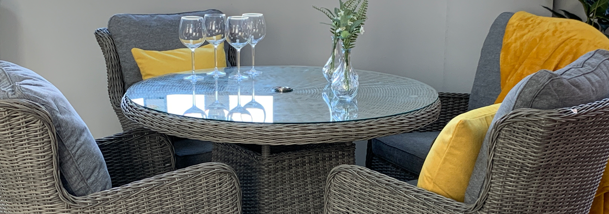 Garden Sofas & Loungers